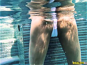 chesty bathing suit stunner heads deep anal invasion with a cording fellow
