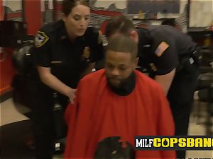 Barbershop gets steamed up once cougar cops make suspect pummel them